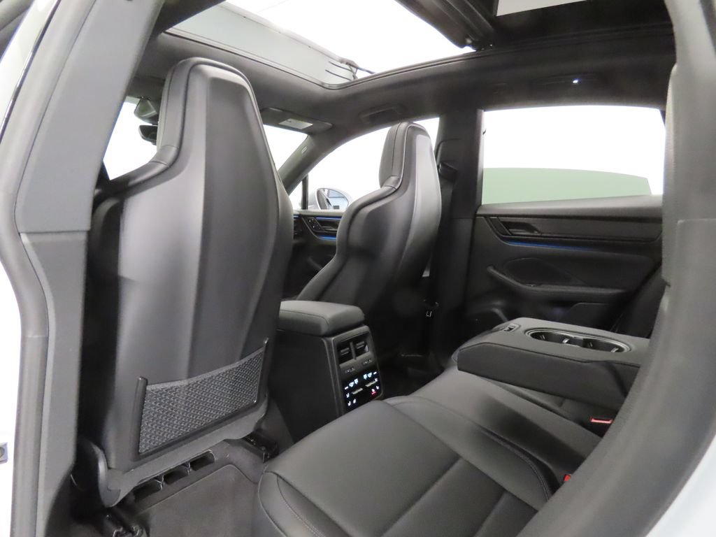 New 2026 Porsche Macan GTS Electric AWD/4WD image 47