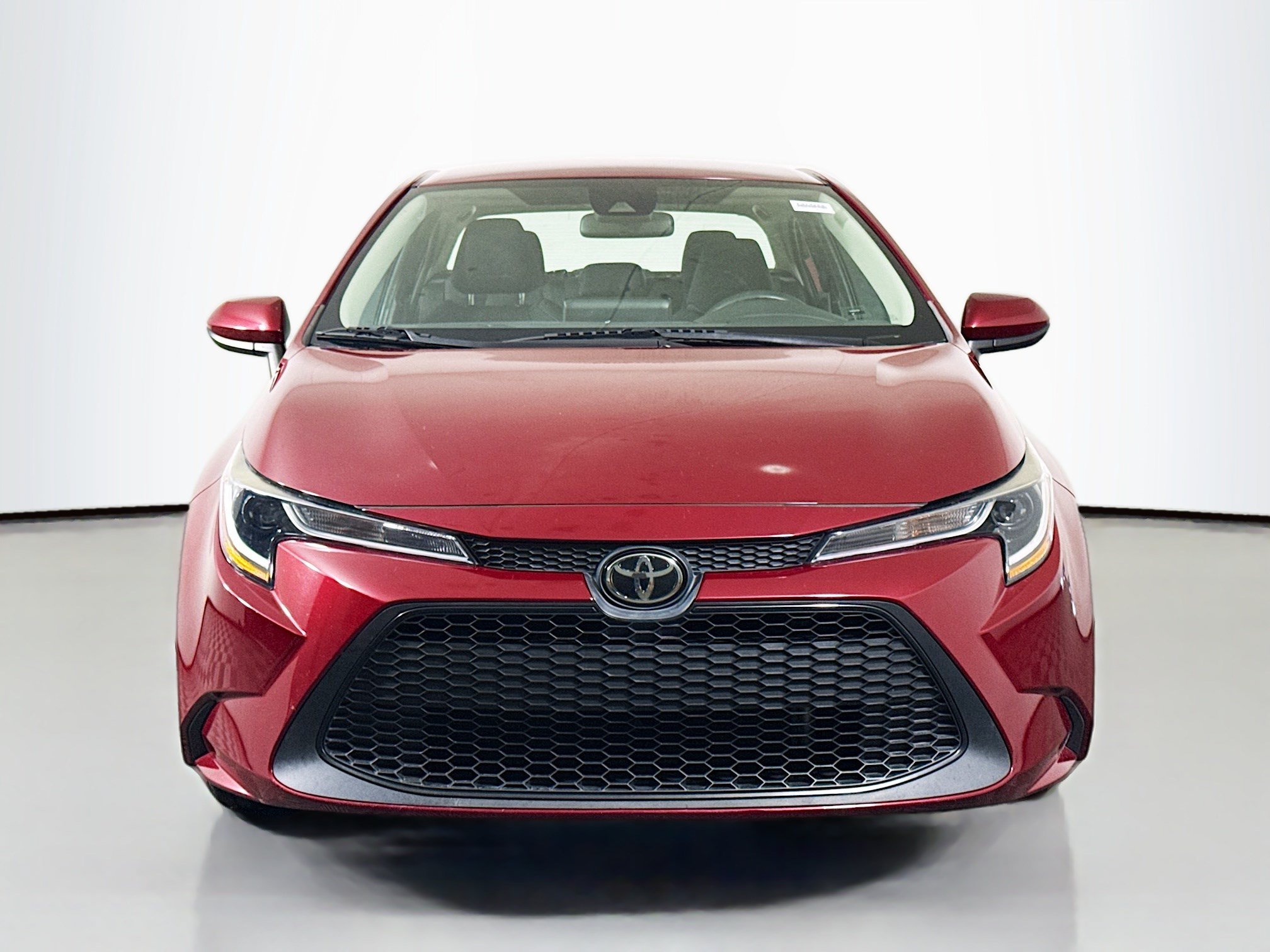 Used 2022 Toyota Corolla LE FWD image 2