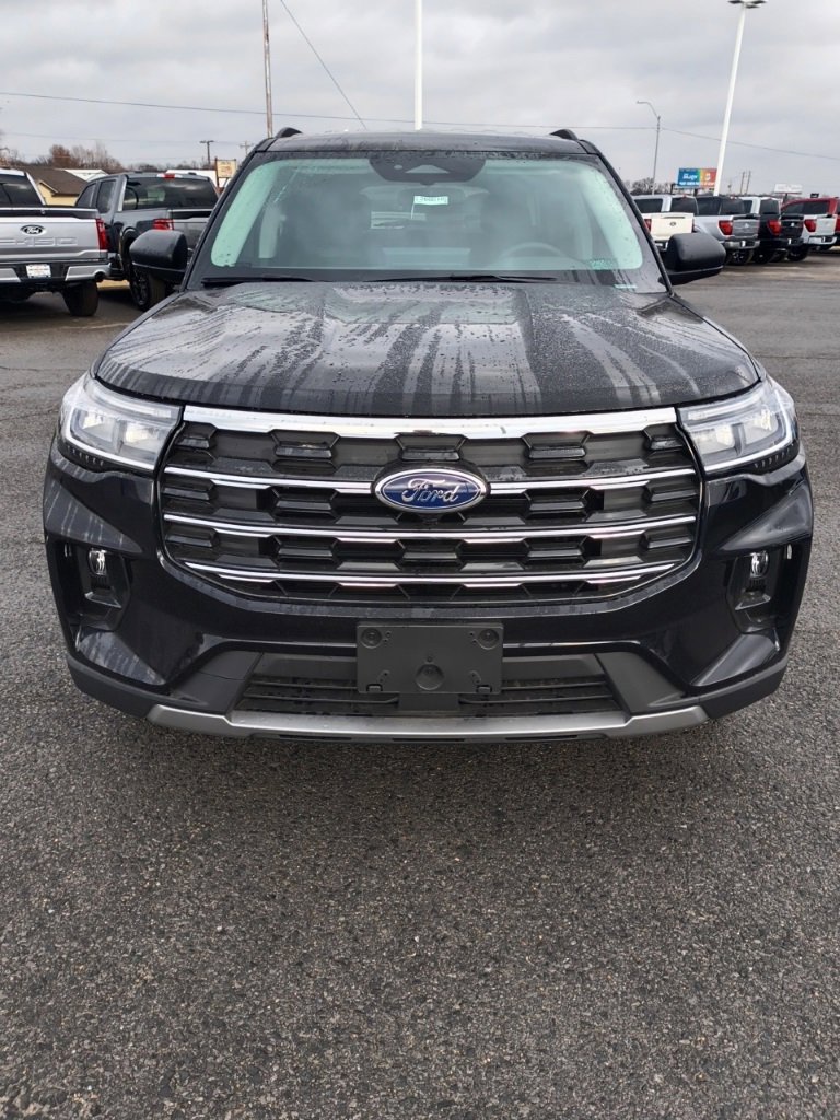 New 2026 Ford Explorer Active w/ Active Comfort Package image 8