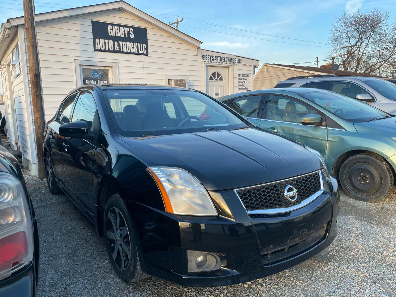 Used 2012 Nissan Sentra 2.0 SR w/ Special Edition Pkg image 2