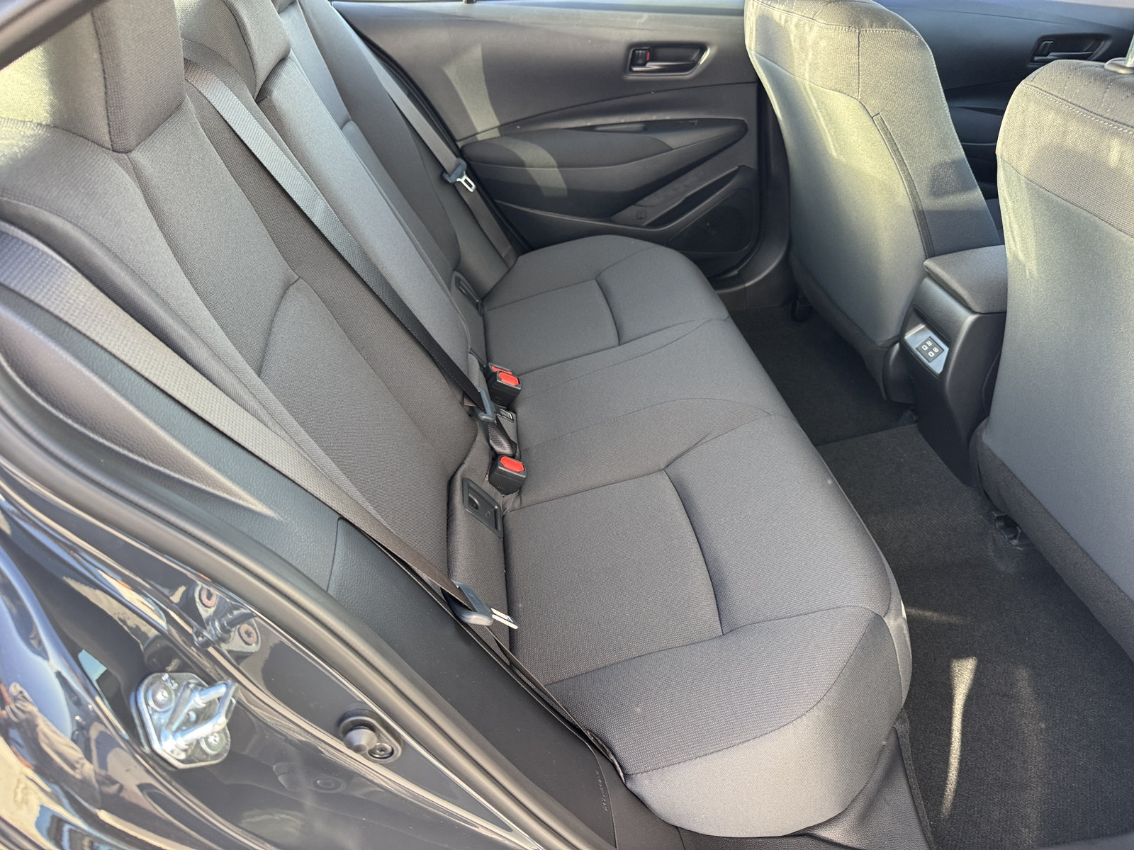 New 2027 Toyota Corolla LE w/ LE Premium Package FWD image 5