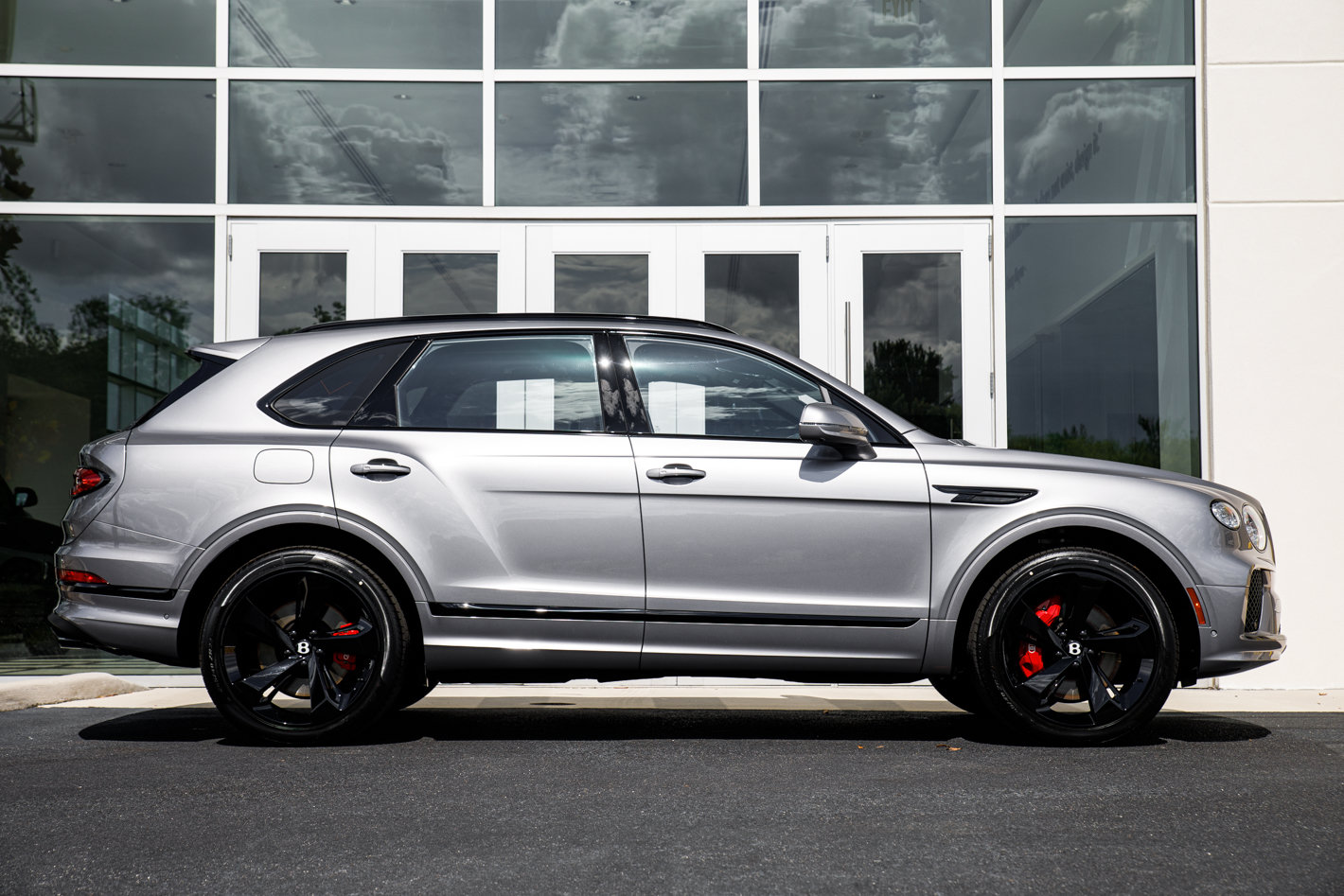 New 2026 Bentley Bentayga AWD/4WD image 20