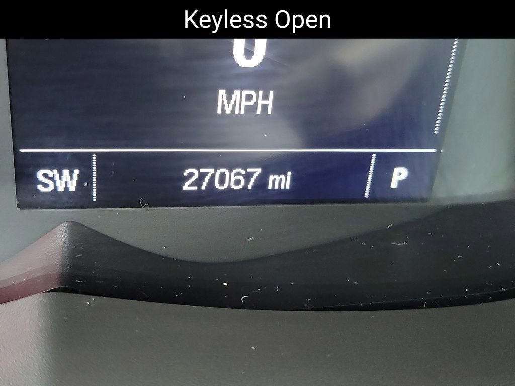 Certified 2020 Chevrolet Trax LT w/ Sun & Sound Package image 18