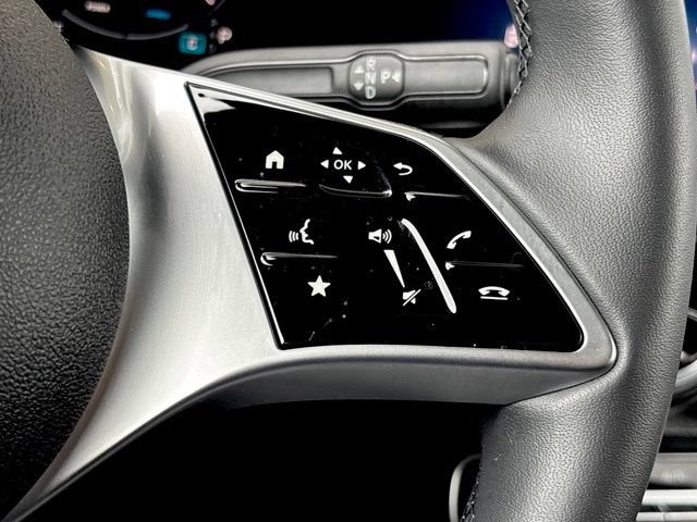 Certified 2026 Mercedes-Benz GLB 250 4MATIC image 30