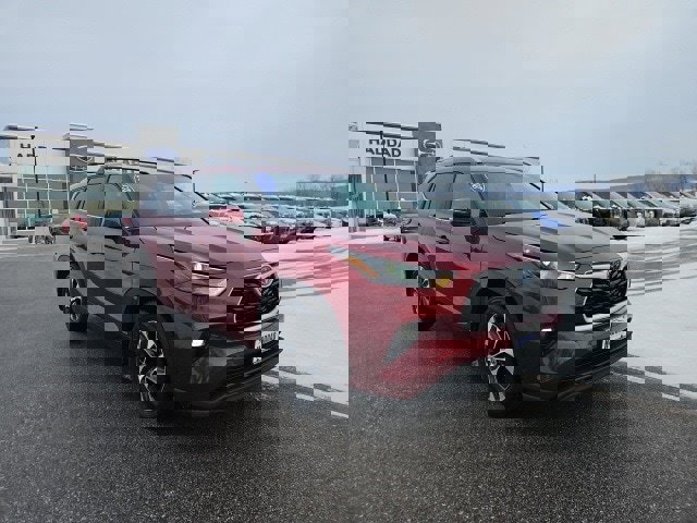 Used 2023 Toyota Highlander XLE image 6