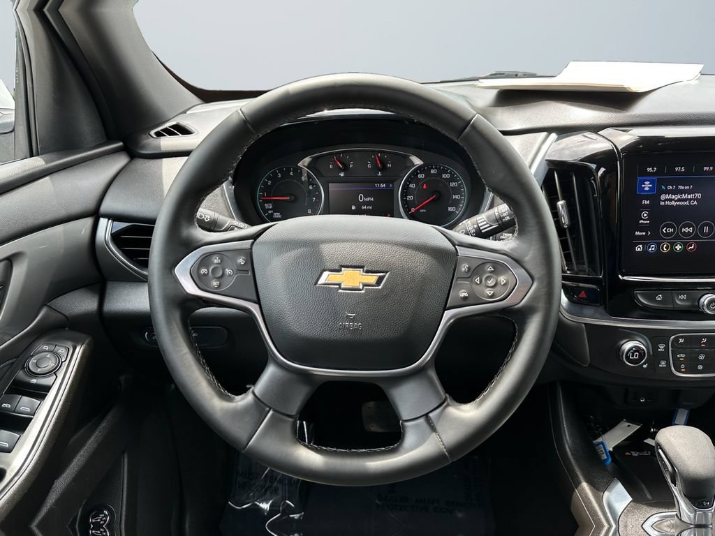 Used 2023 Chevrolet Traverse LT FWD image 12