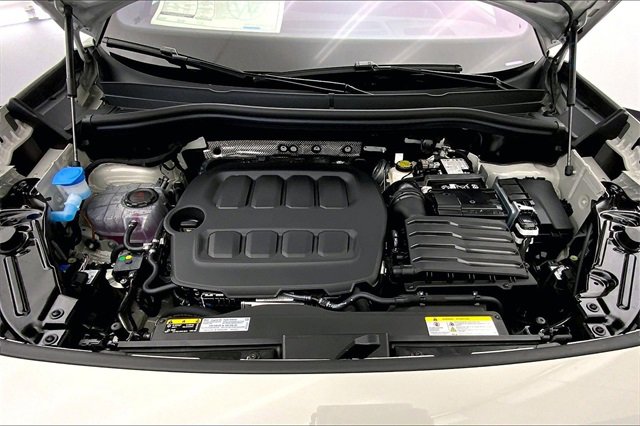 New 2026 Volkswagen Tiguan SEL R-Line image 11