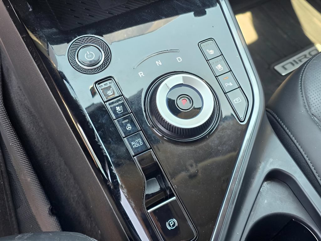 Used 2023 Kia Niro Wave FWD image 18