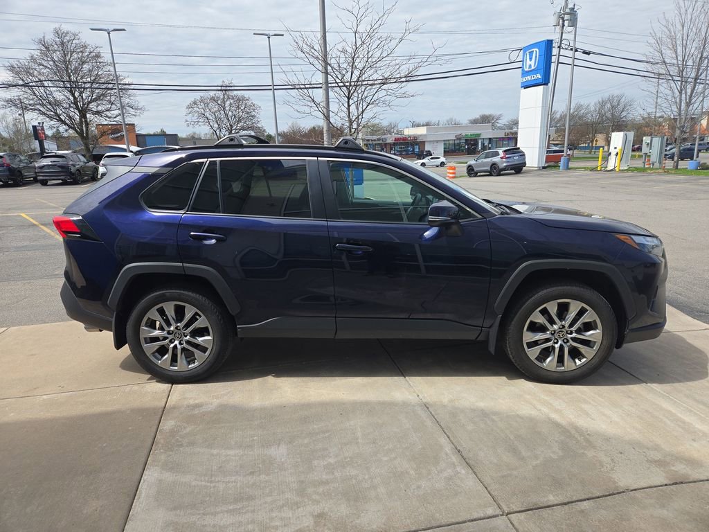 Used 2024 Toyota RAV4 XLE Premium image 2