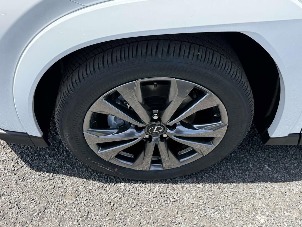 New 2026 Lexus UX 300h AWD image 7
