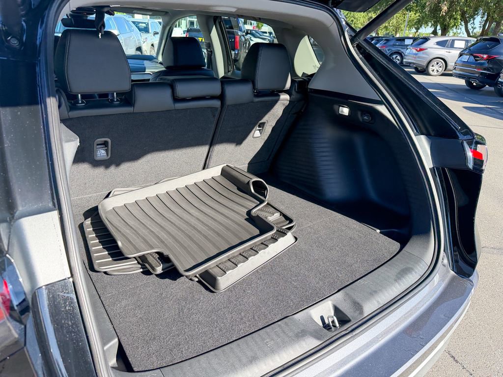 Certified 2025 Acura ADX FWD image 26
