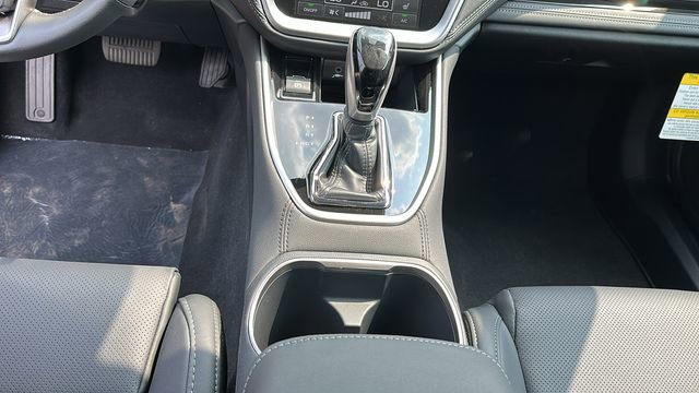 New 2025 Subaru Outback Limited w/ Popular Package #2 image 17