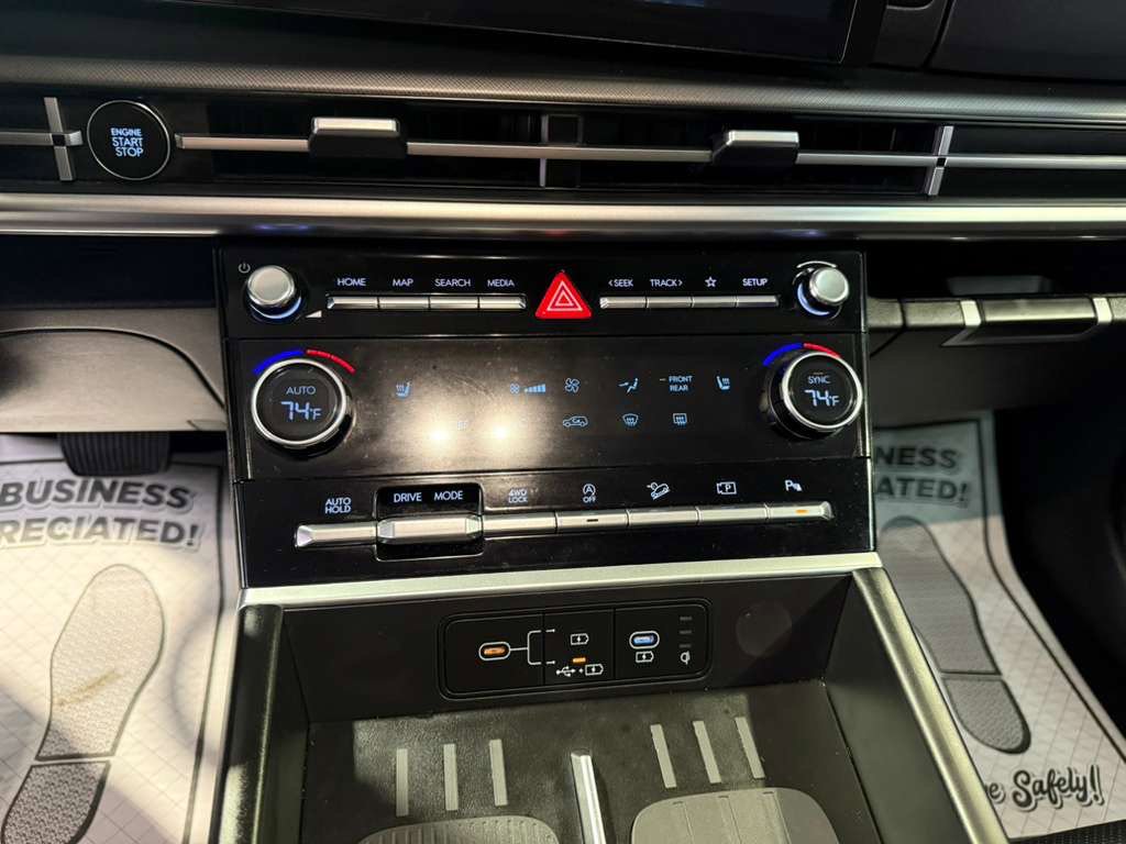 Used 2026 Hyundai Santa Fe SEL image 22