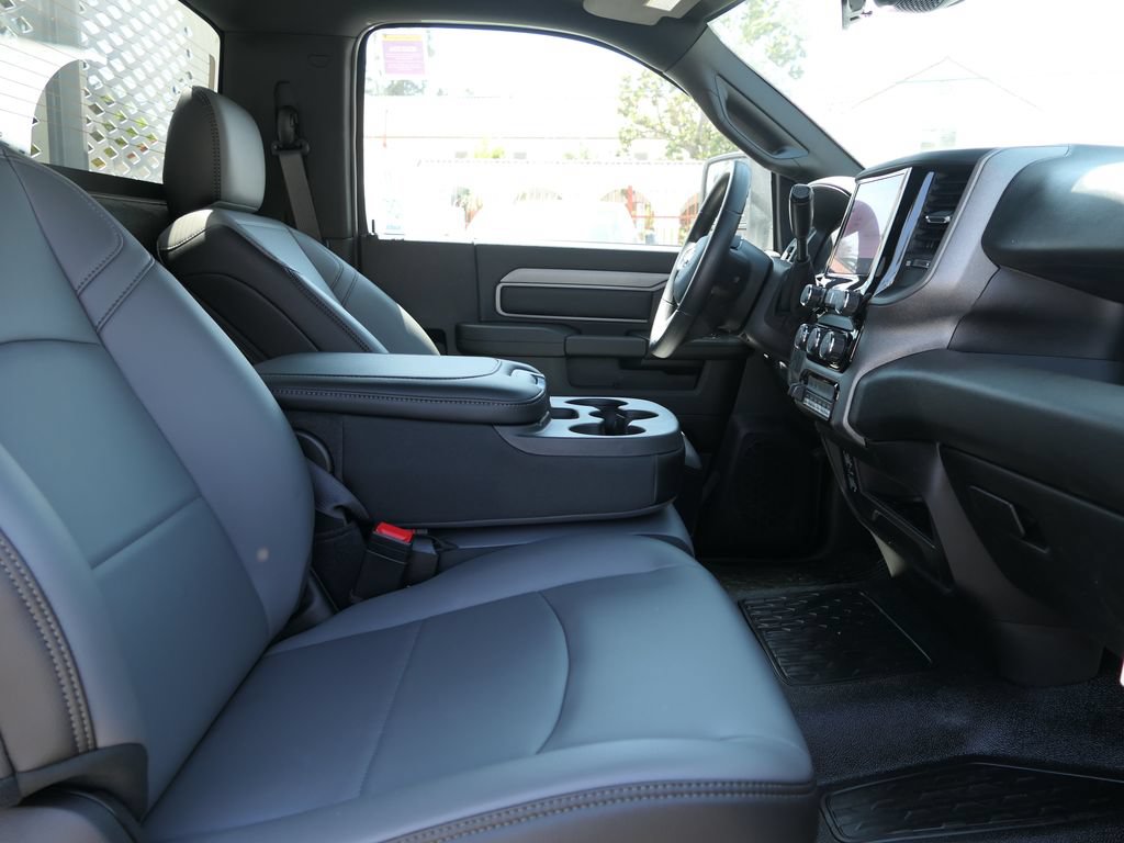 New 2026 RAM 5500 Tradesman w/ Chrome Appearance Group AWD/4WD image 25