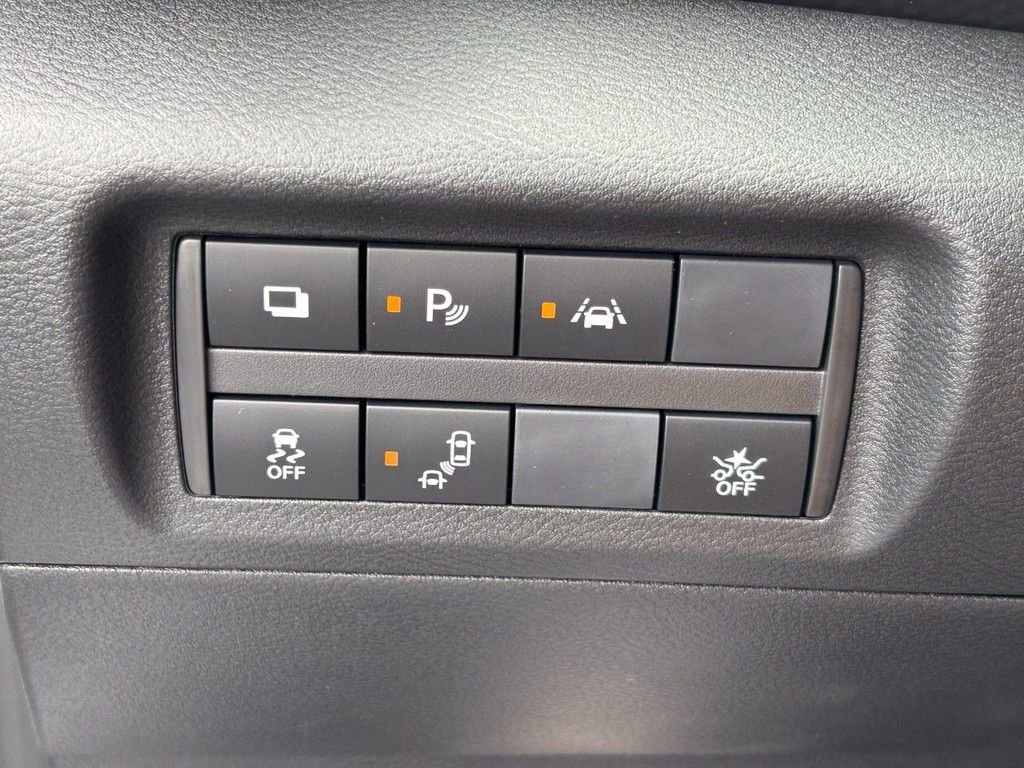 Used 2025 Nissan Kicks Play S image 10