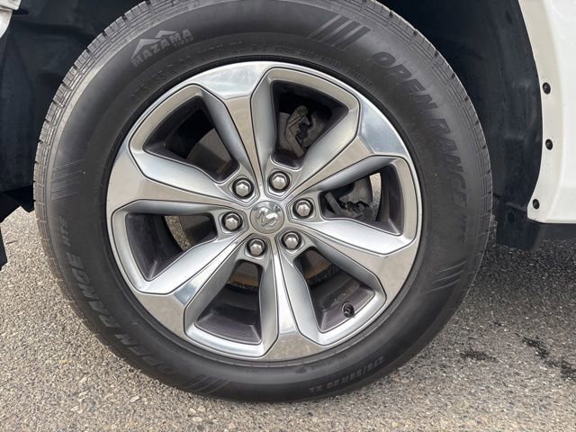 Used 2022 RAM 1500 Limited w/ Body Color Bumper Group image 40