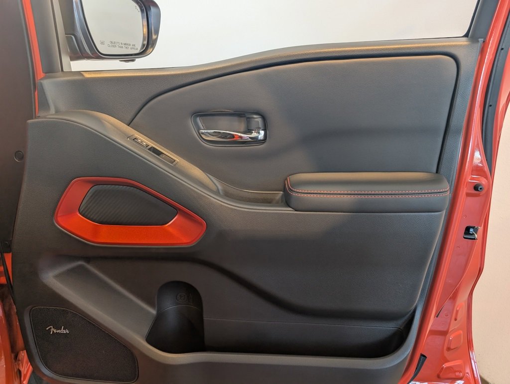 Used 2025 Nissan Frontier PRO-4X w/ Pro Convenience Package image 26