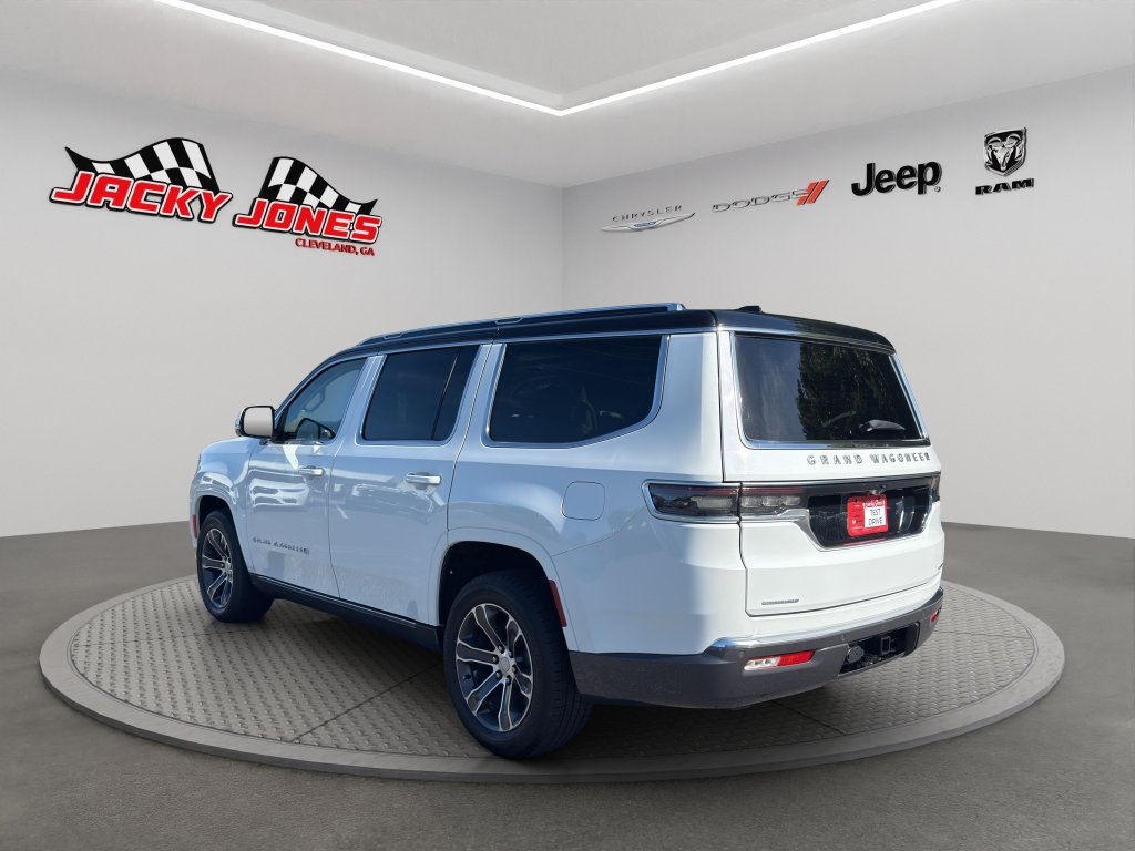 Used 2022 Jeep Grand Wagoneer Series I AWD/4WD image 6