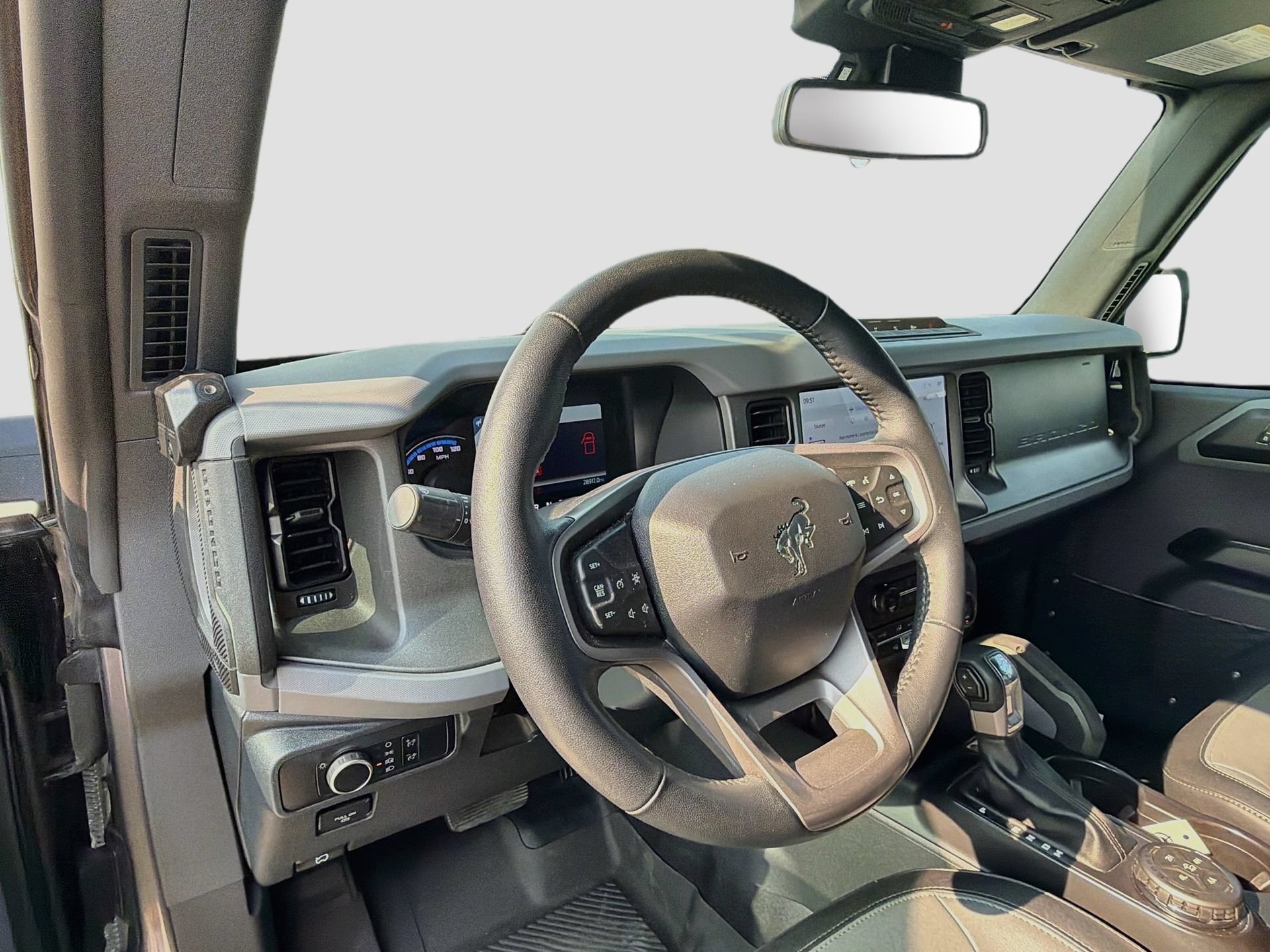 Certified 2024 Ford Bronco Everglades AWD/4WD image 14