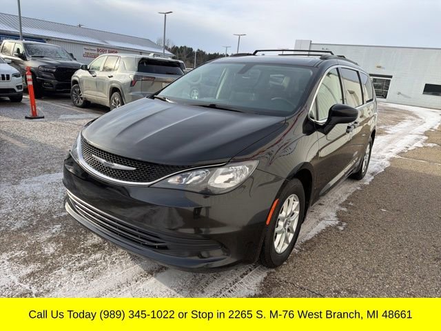 Used 2020 Chrysler Voyager Lxi image 8