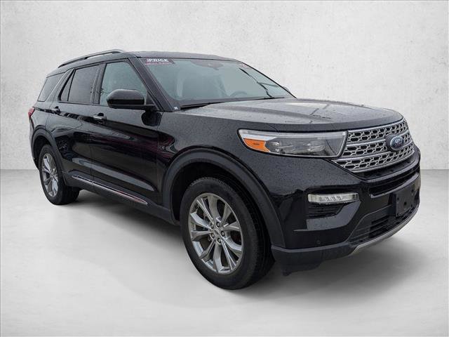 Used 2023 Ford Explorer Limited image 3