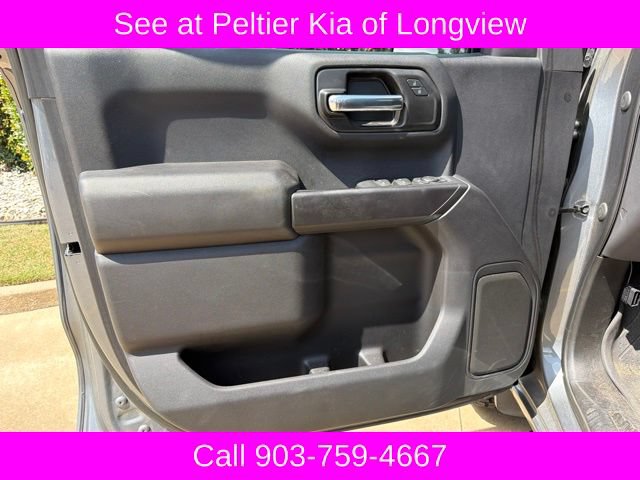 Used 2022 Chevrolet Silverado 1500 Custom Trail Boss AWD/4WD image 12
