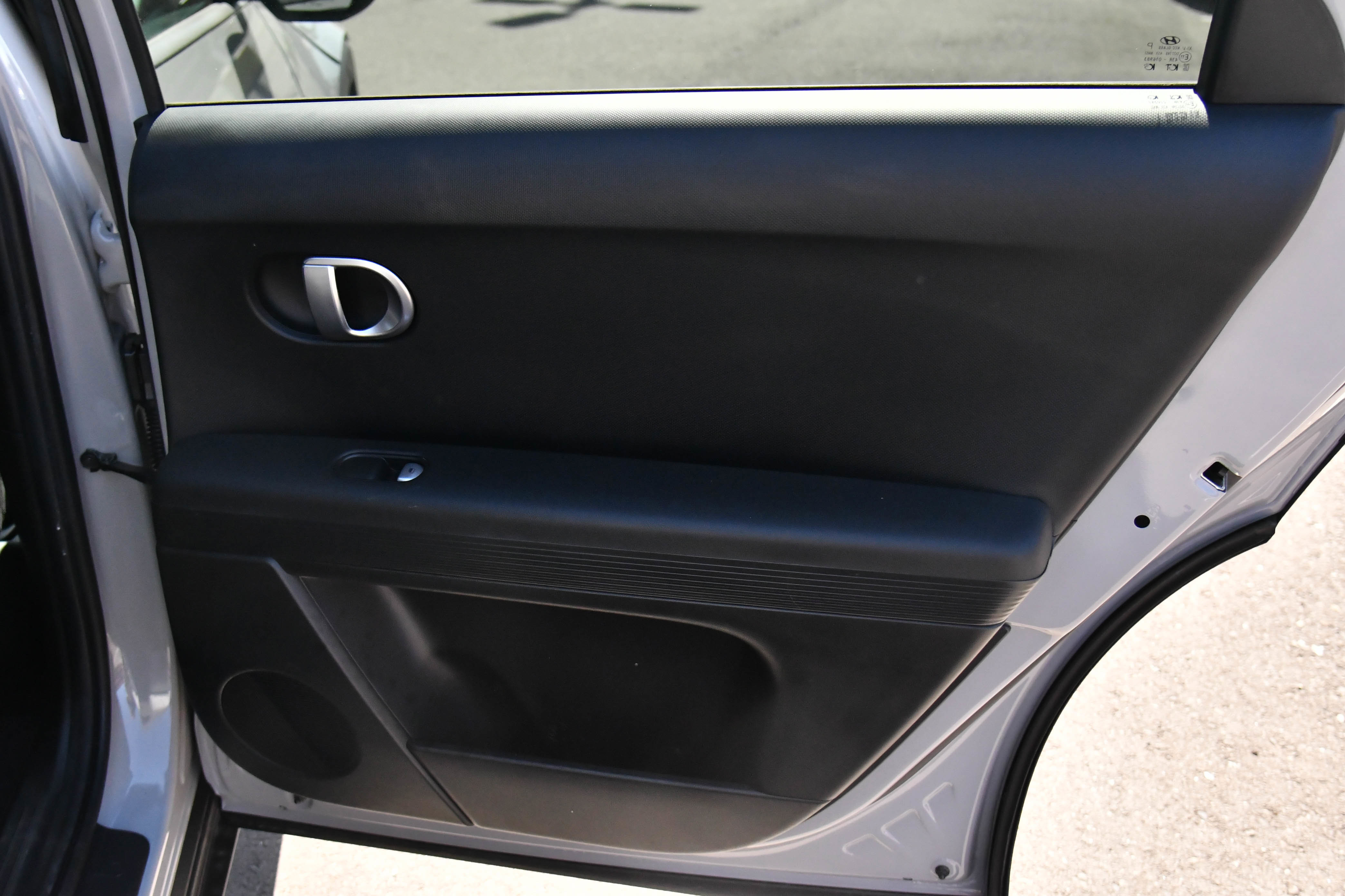 Used 2024 Hyundai Ioniq 5 SEL RWD image 45