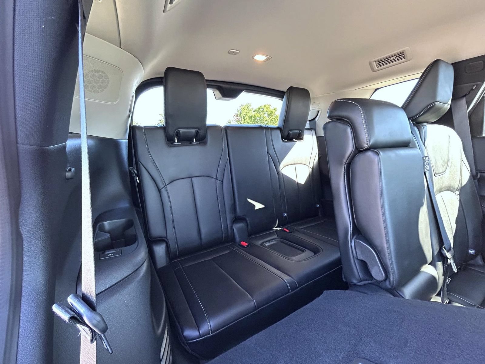 Used 2025 INFINITI QX60 Luxe w/ Vision Package AWD/4WD image 19