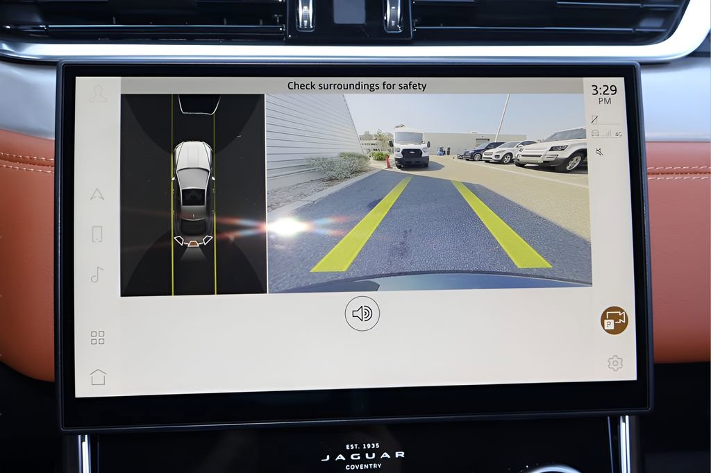New 2024 Jaguar XF R-Dynamic SE AWD/4WD image 23