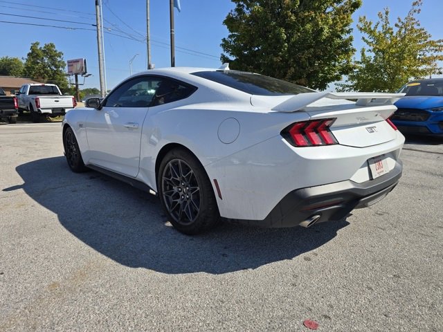 Used 2024 Ford Mustang GT Premium w/ GT Performance Package image 5