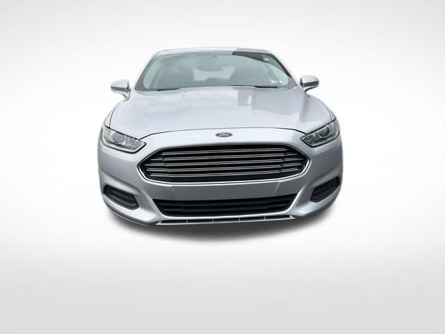 Used 2016 Ford Fusion SE FWD image 11
