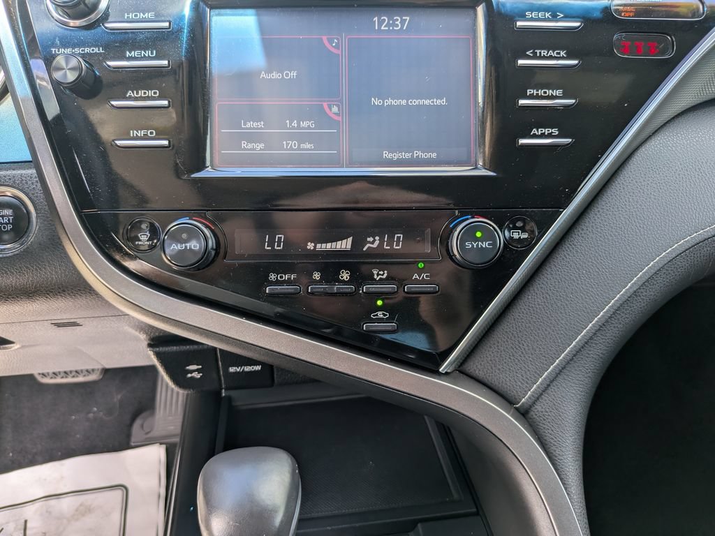 Used 2018 Toyota Camry XSE FWD image 23