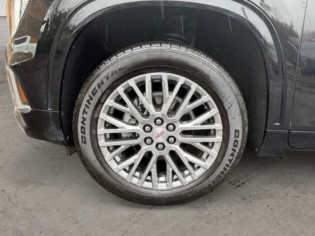 Used 2025 GMC Acadia Denali image 14