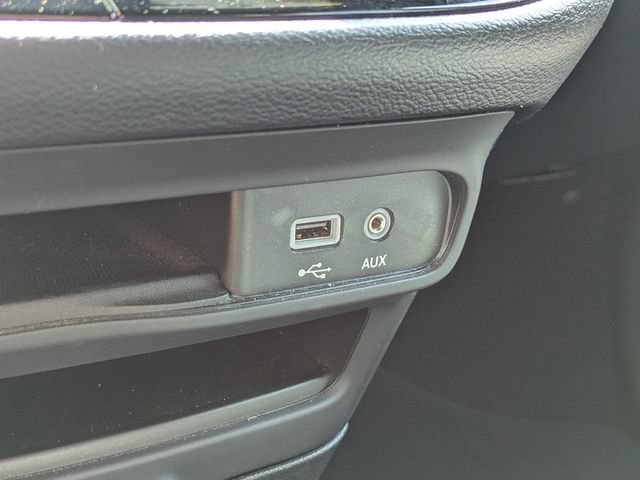 Used 2020 Chrysler Pacifica Touring w/ S Appearance Package FWD image 31