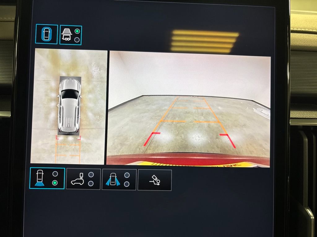 New 2026 GMC Acadia Elevation image 42