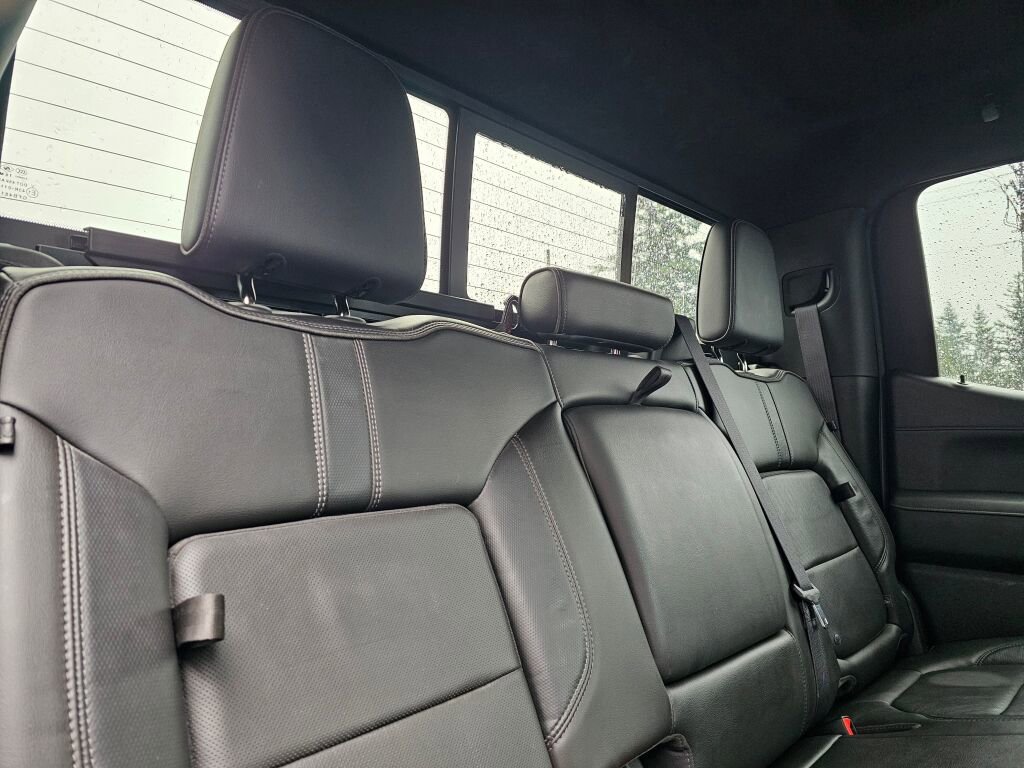 Used 2019 Chevrolet Silverado 1500 High Country AWD/4WD image 13