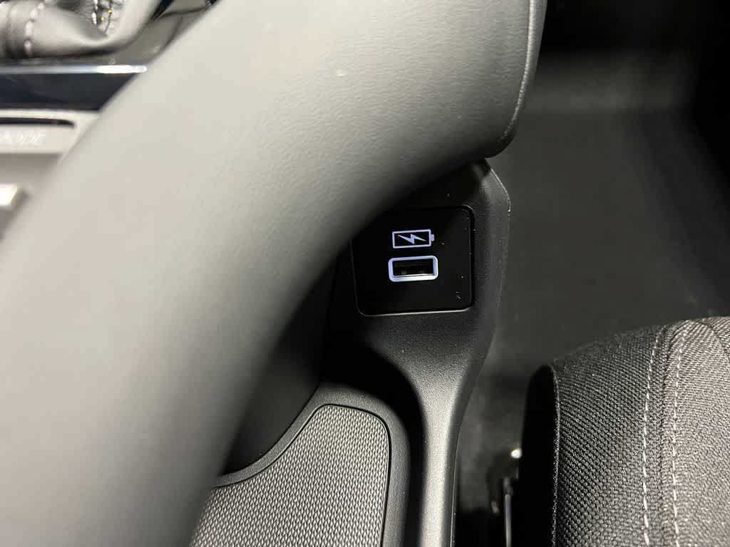 Certified 2025 Honda HR-V LX image 19