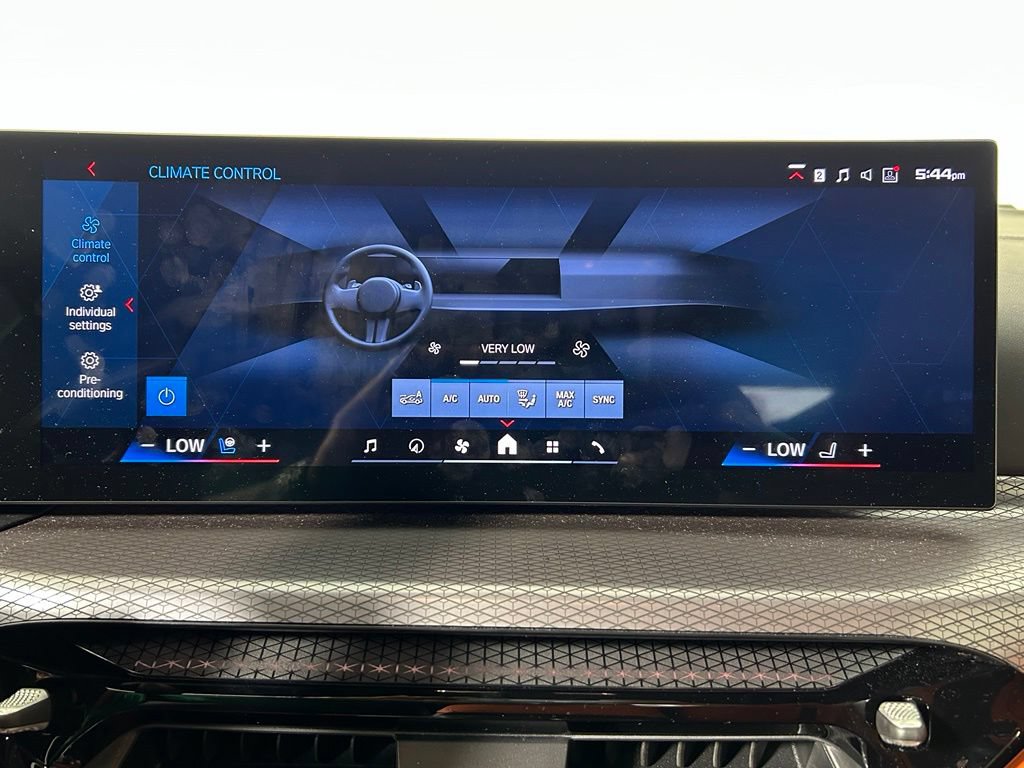 Used 2026 BMW M3 Competition AWD/4WD image 28