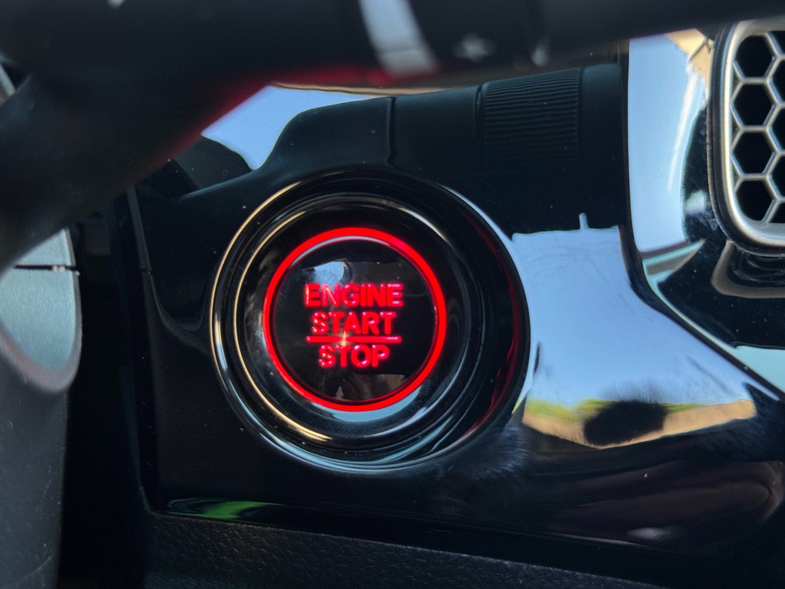Used 2024 Honda Civic Touring image 22