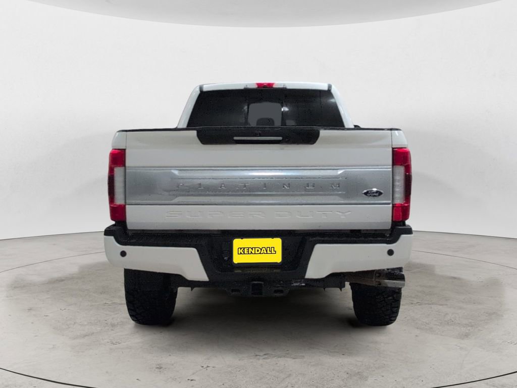 Used 2017 Ford F250 Platinum w/ Platinum Ultimate Package image 4