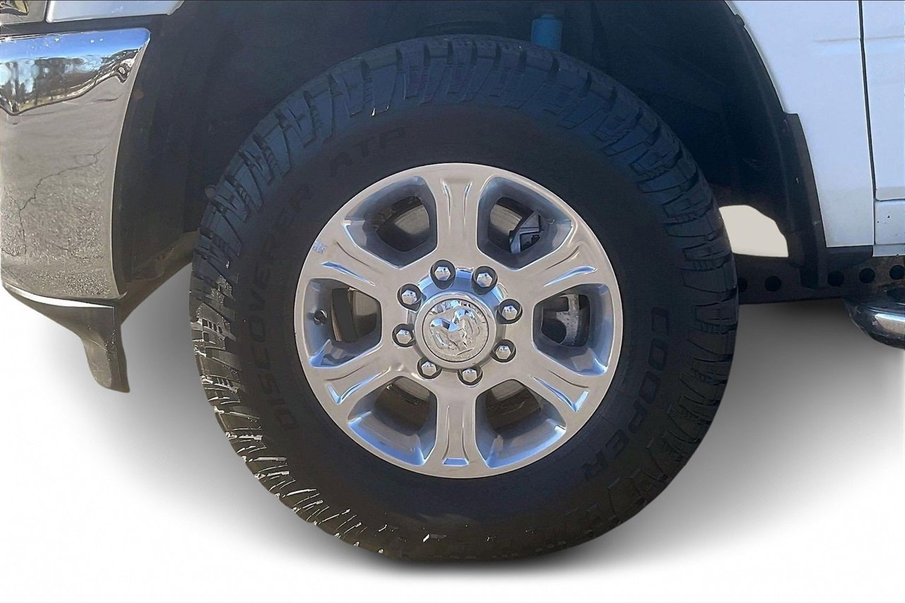 Certified 2024 RAM 2500 Big Horn w/ Off Road Package image 31