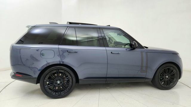 Used 2024 Land Rover Range Rover SE AWD/4WD image 6