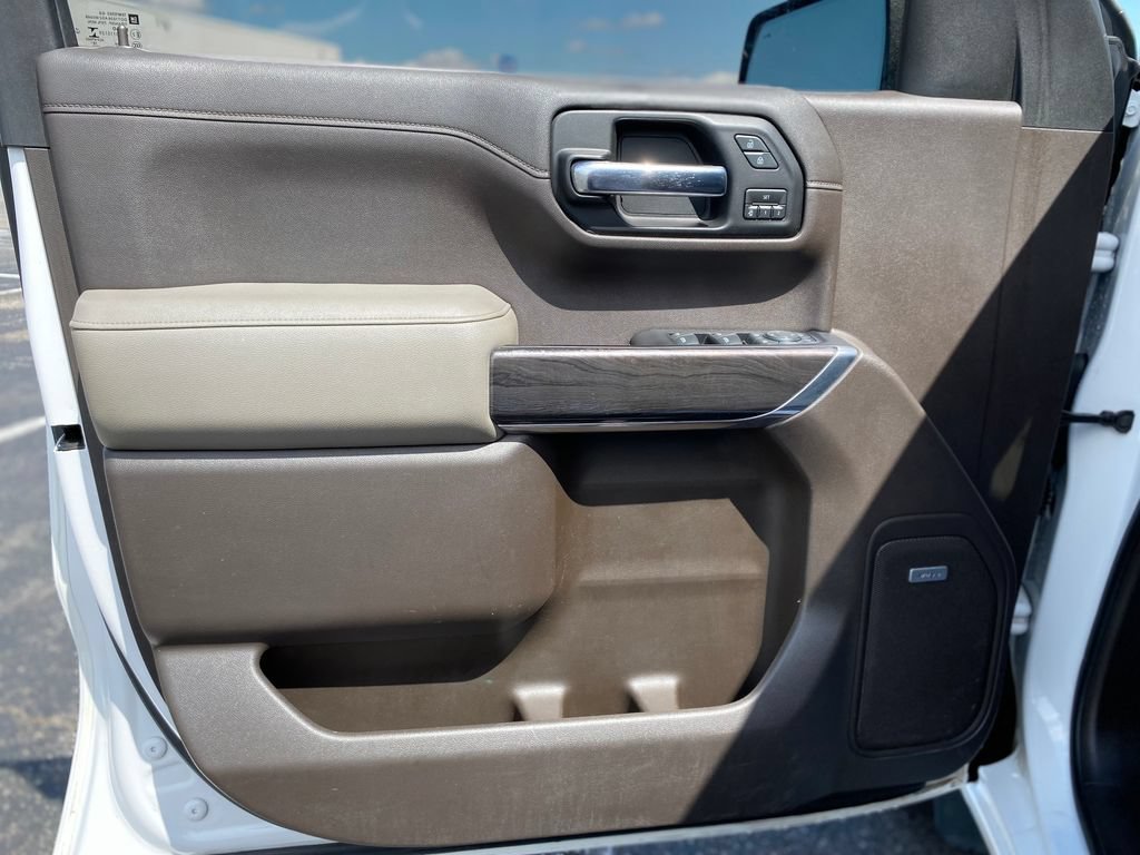 Used 2019 Chevrolet Silverado 1500 LTZ w/ LTZ Premium Package AWD/4WD image 19