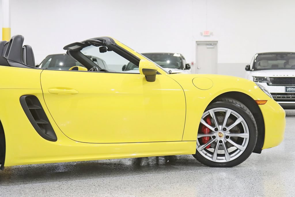 Used 2019 Porsche 718 Boxster S RWD image 13