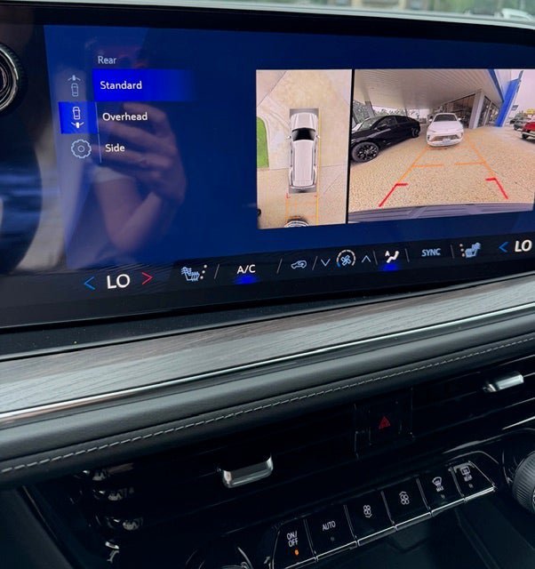 New 2026 Chevrolet Tahoe LT w/ Comfort Package RWD image 13