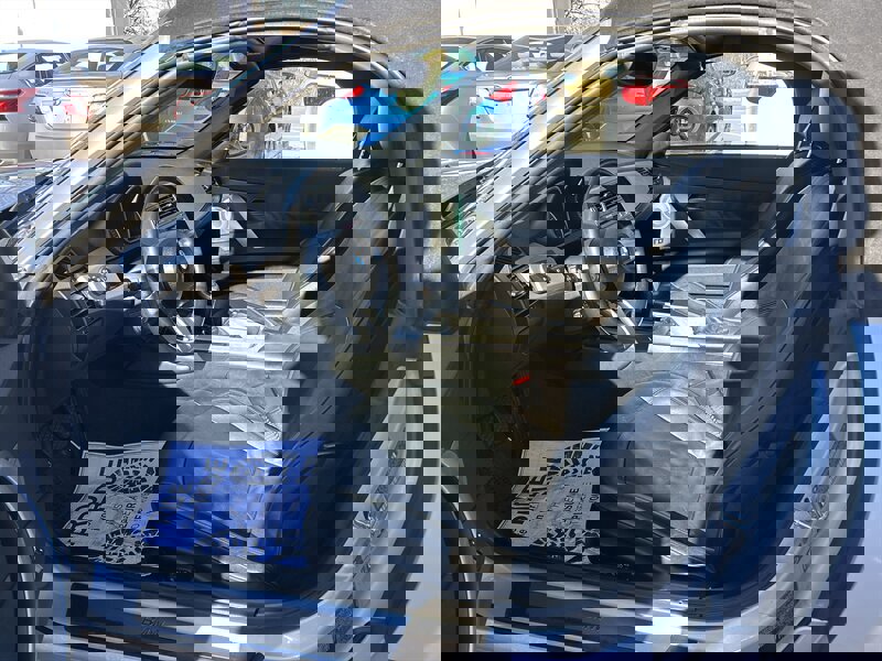 Used 2003 BMW Z4 3.0i image 9