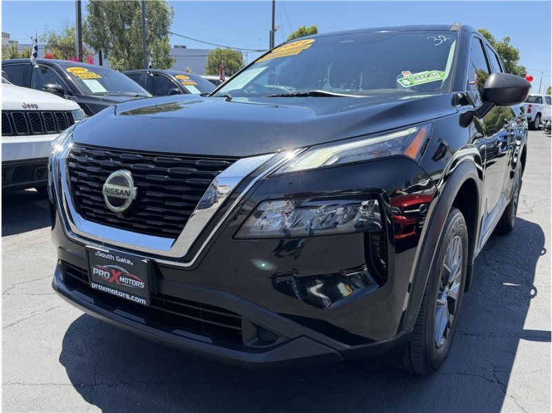 Used 2021 Nissan Rogue S FWD image 9