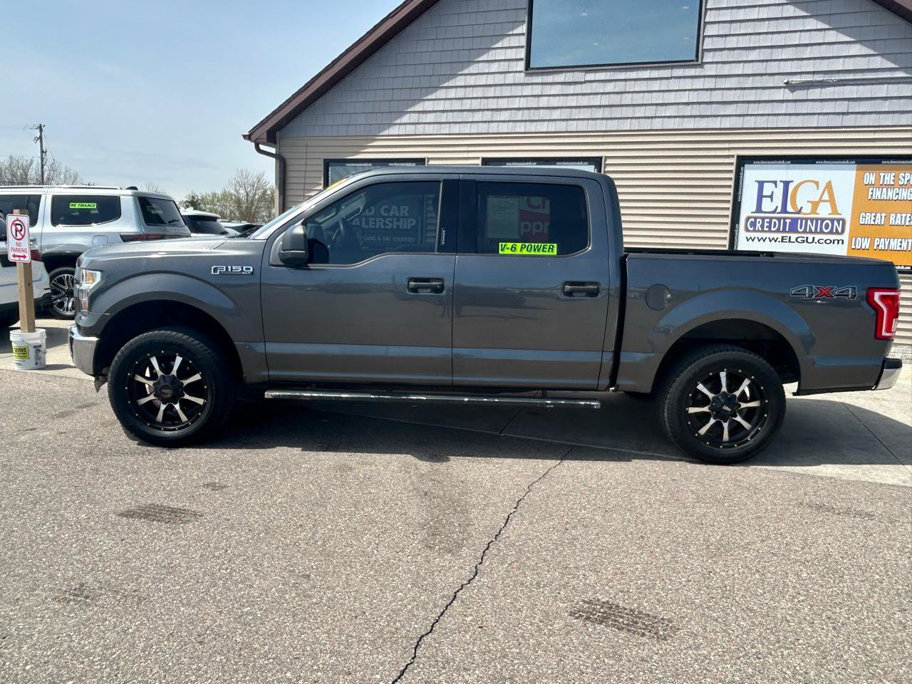 Used 2017 Ford F150 XLT AWD/4WD image 8