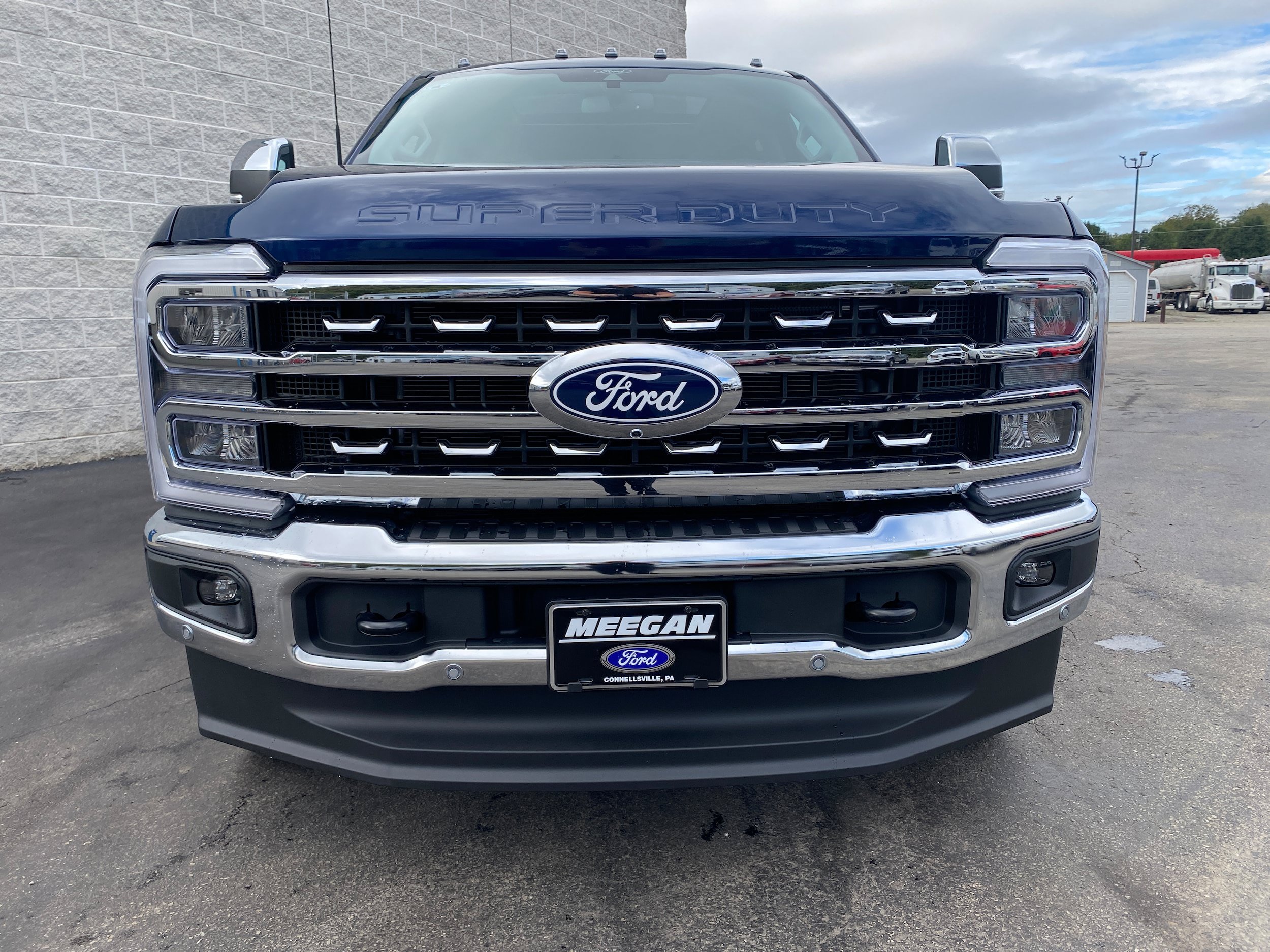 New 2027 Ford F250 Lariat w/ Lariat Ultimate Package AWD/4WD image 18