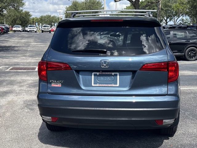 Certified 2017 Honda Pilot LX image 5